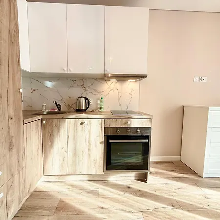 Legnicka By Bookinghost Wroclaw